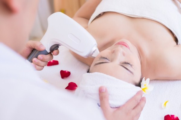 Cách massage mặt của người Nhật giúp thon gọn, sáng hồng da mặt, chống chảy xệ