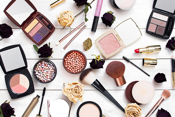 Nghề make up là gì, makeup được chia làm mấy loại?