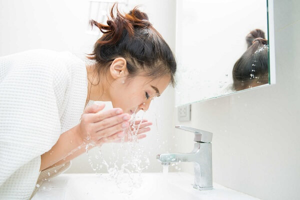 Các bước trong cách chăm sóc da chuẩn spa tại nhà