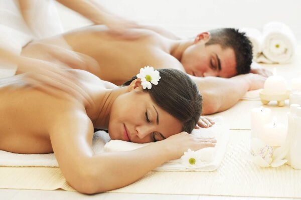 Học massage toàn thân ở đâu tốt nhất tại TPHCM?