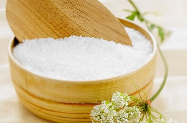 Cách sử dụng muối tắm để thải độc tố trên da giảm stress cực hay