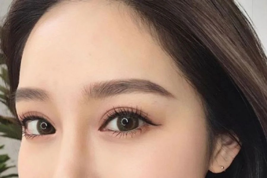 Điểm tên các dáng lông mày trendy năm 2020 này Điểm tên các dáng lông mày trendy năm 2020 này