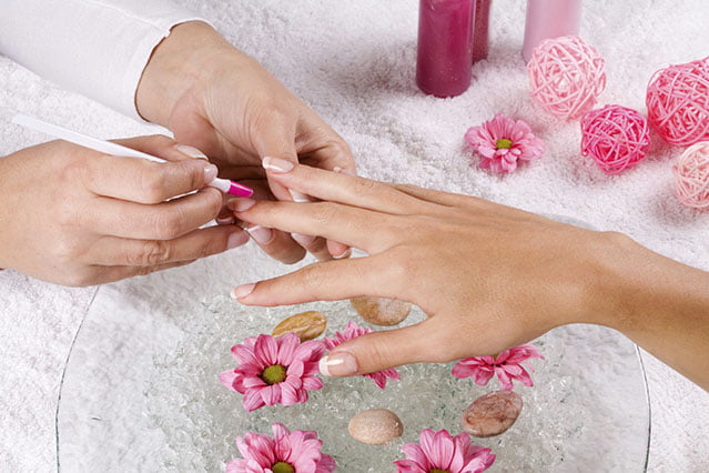 Trung tâm đào tạo nail chuyên nghiệp hàng đầu tại TPHCM 2 Tìm kiếm một trung tâm đào tạo nail uy tín là nhu cầu của tất cả mọi người