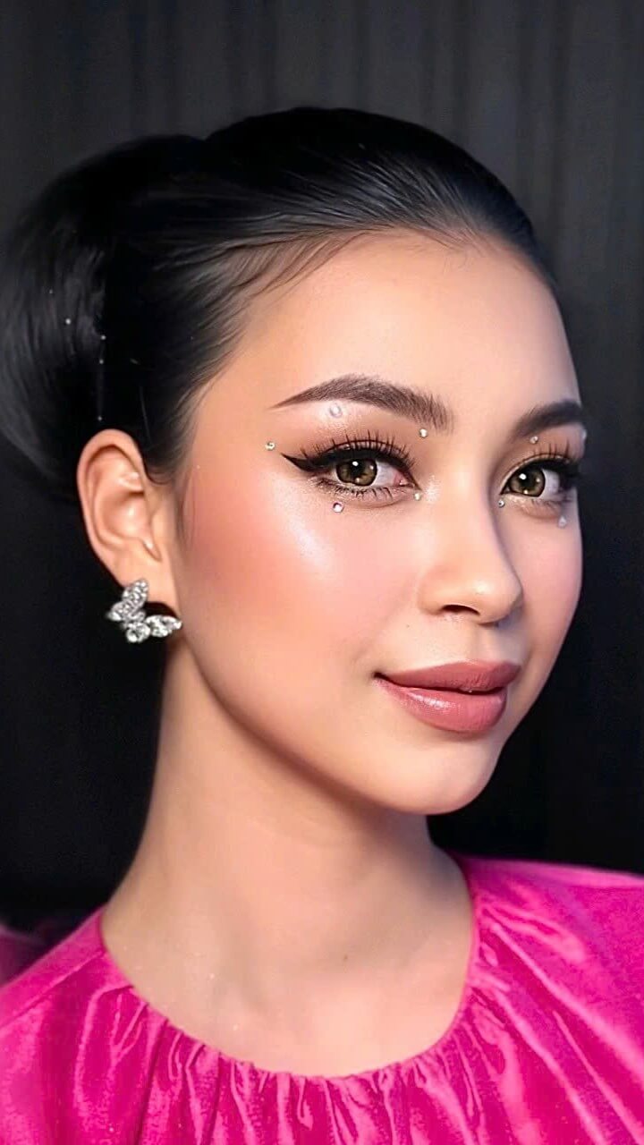 74 Khóa học Makeup chuyên nghiệp Khóa học Makeup chuyên nghiệp 71